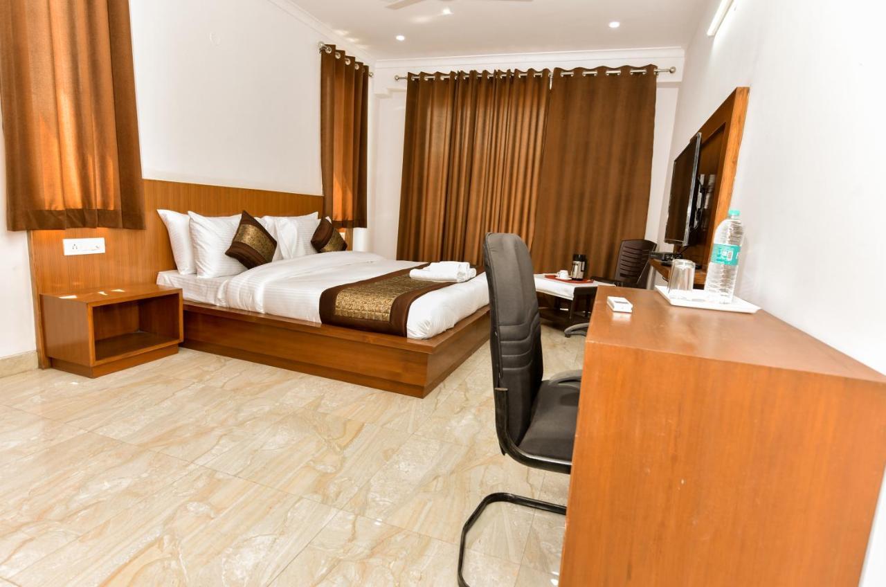 Hotel Luxury Collection Gurgaon Eksteriør billede
